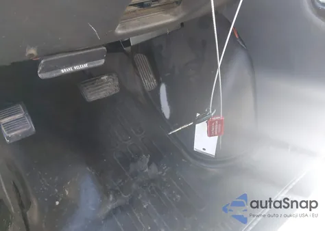 2002 GMC Savana Standard z USA, uszkodzony, nr VIN 1GTGG25R921143801